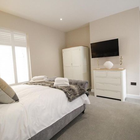 Ashbourne Luxury Suites Exterior foto